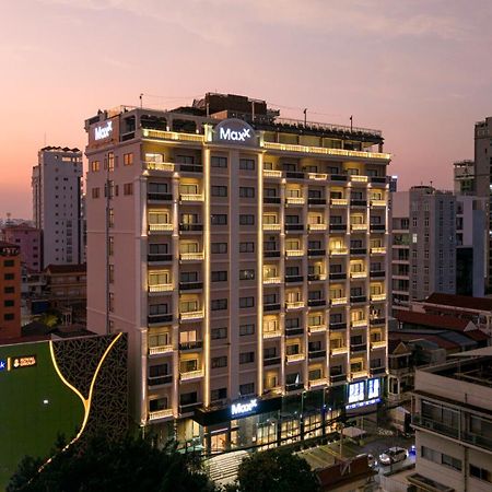 Готель Maxx Phnom Penh Downtown By H World Екстер'єр фото