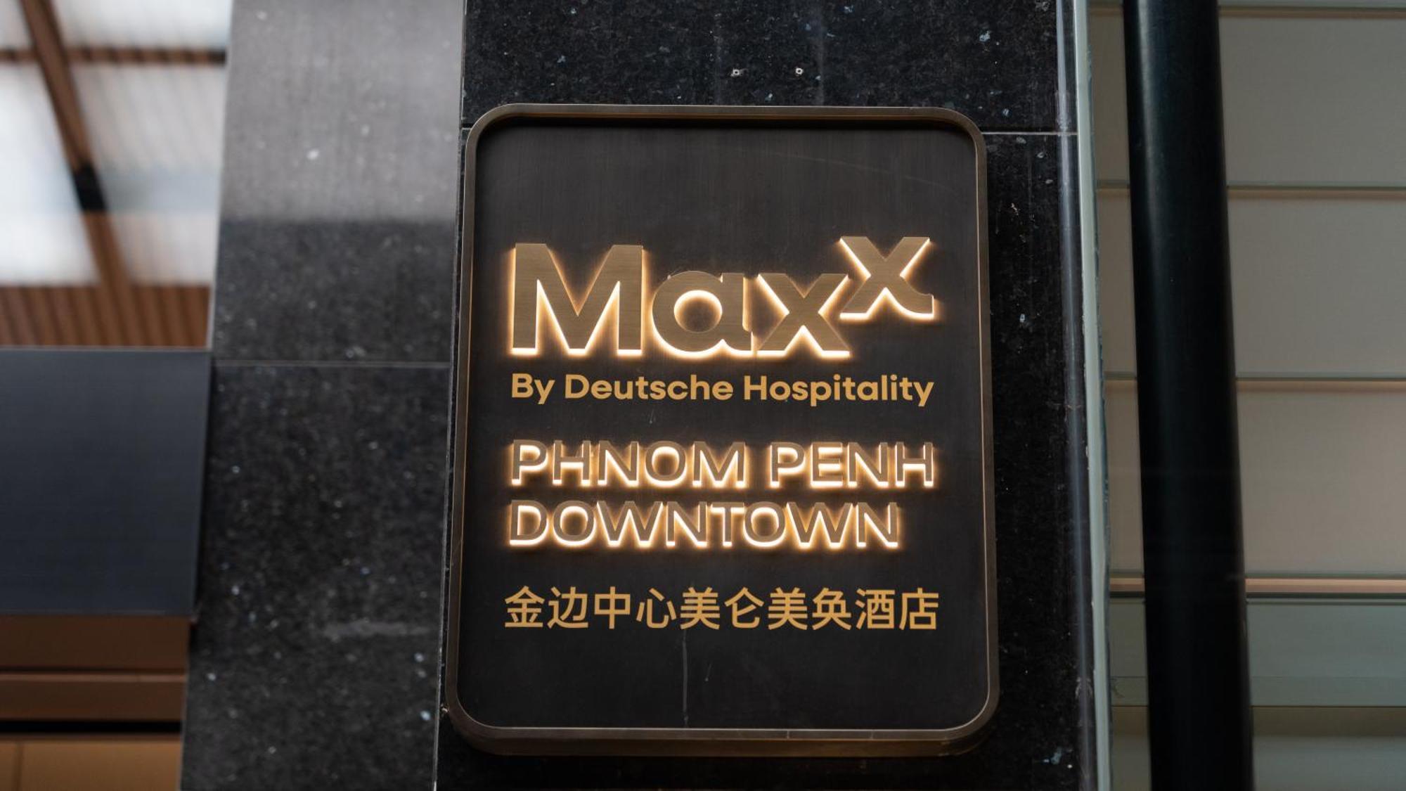 Готель Maxx Phnom Penh Downtown By H World Екстер'єр фото